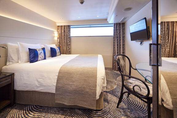 Ship accomodation